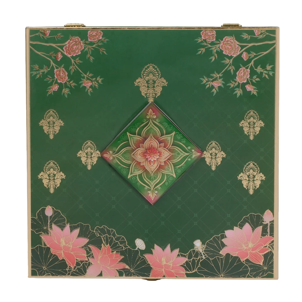 Emerald Lotus Floral Gift Hamper with 4 Diamond Glass Jars